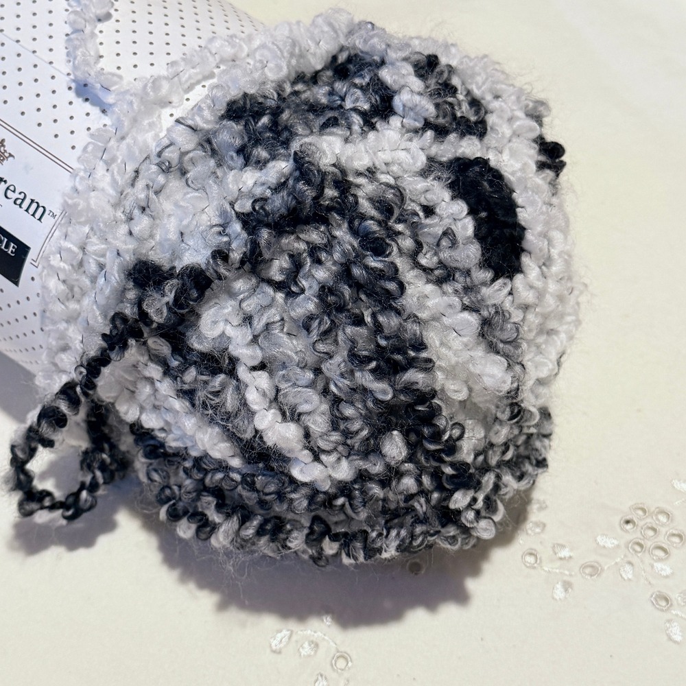 Buttercream Luxe Craft Rainbow Boucle Bulky Yarn Black White Partial Skein 6.5oz - Picture 8 of 8